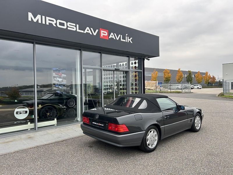 Mercedes-Benz SL 500 - fotka 5 z 30