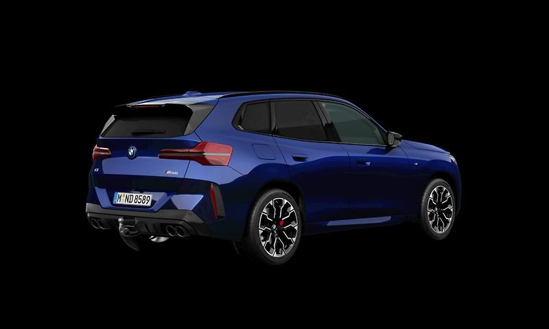 BMW X3 M50 xDrive - fotka 2 z 8