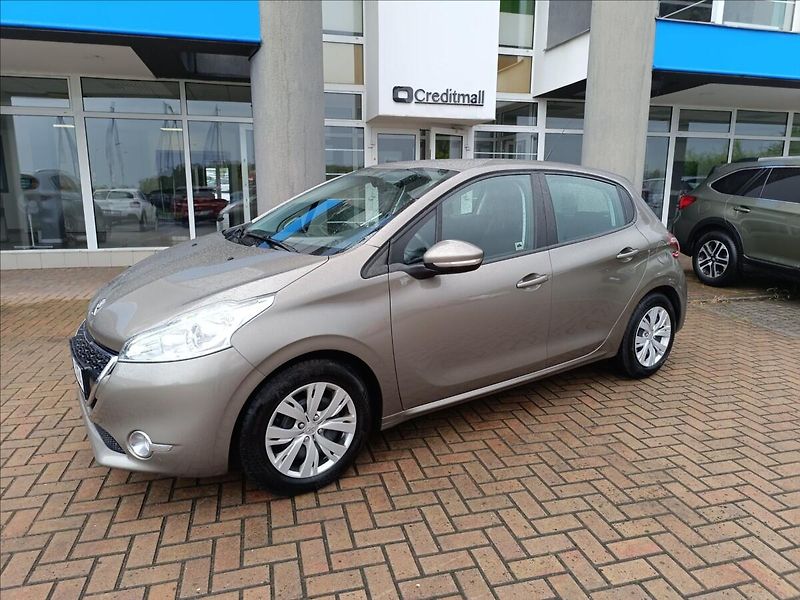 Peugeot 208 1,2 VTi STÁLE U NÁS - fotka 3 z 19