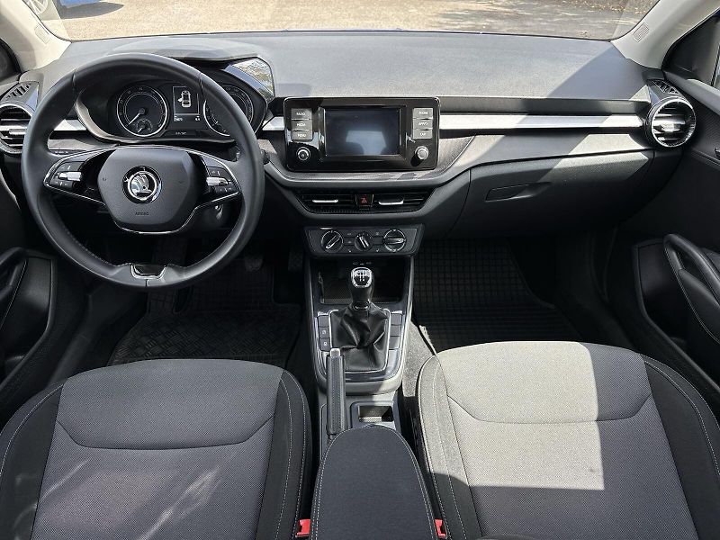 Škoda Fabia (2021) 1.0 TSI Ambition + - fotka 5 z 28