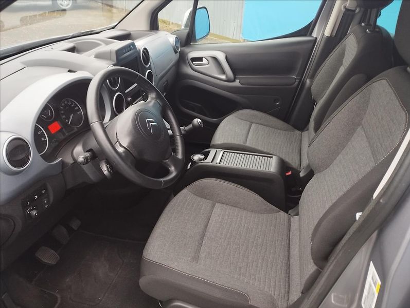 Citroën Berlingo 1,6 HDi 73KW Multispace - fotka 7 z 17