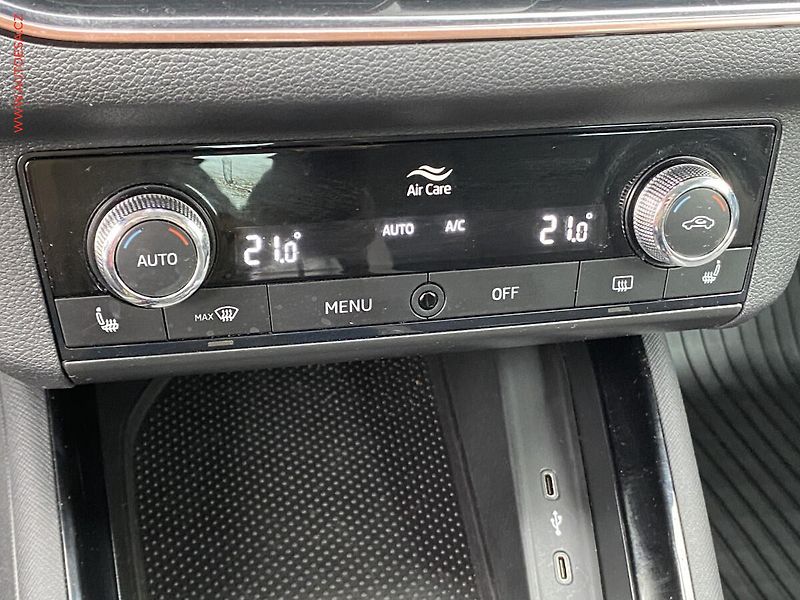 Škoda Scala (2023) 1.5 TSi, ČR, Style, LED - fotka 14 z 17