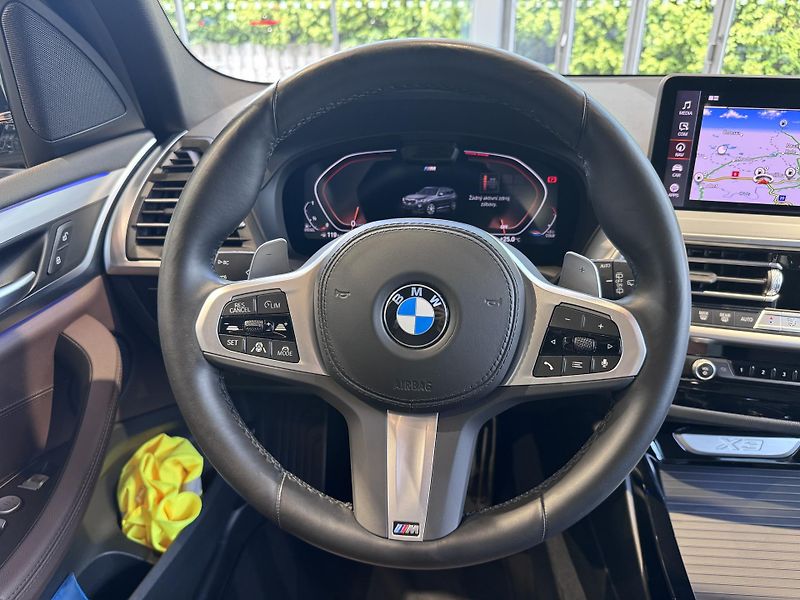 BMW X3 xDrive 30d M-Sport - fotka 14 z 26