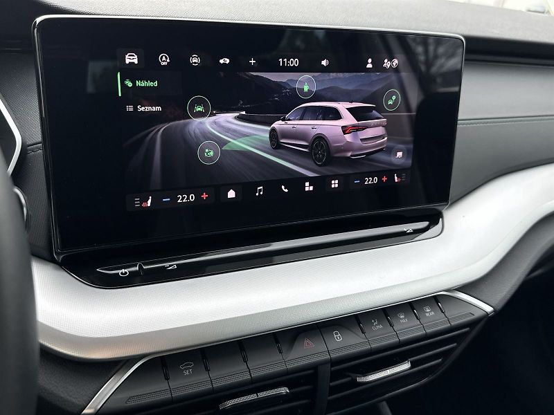 Škoda Octavia (2024) Combi 2.0 TDI Selection - fotka 11 z 32