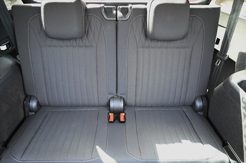 Volkswagen Tiguan Allspace 2,0 TDI 110kW DSG 7Míst Záruka - fotka 30 z 32