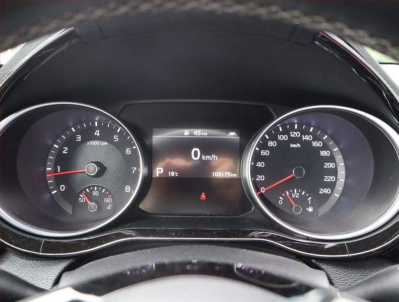 Kia Pro_Ceed (2020) 1.4 T-GDI, Automat, Serv.kniha - fotka 11 z 15