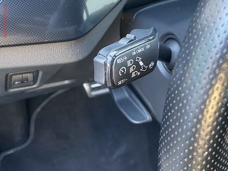 Škoda Scala (2020) 1.5 TSi, Style, DSG, kamera - fotka 13 z 19
