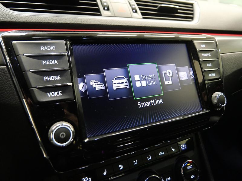 Škoda Superb - fotka 16 z 27