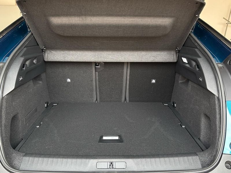 Peugeot 3008 (2026) Business Hybrid 145 e-DCS6 - fotka 9 z 45