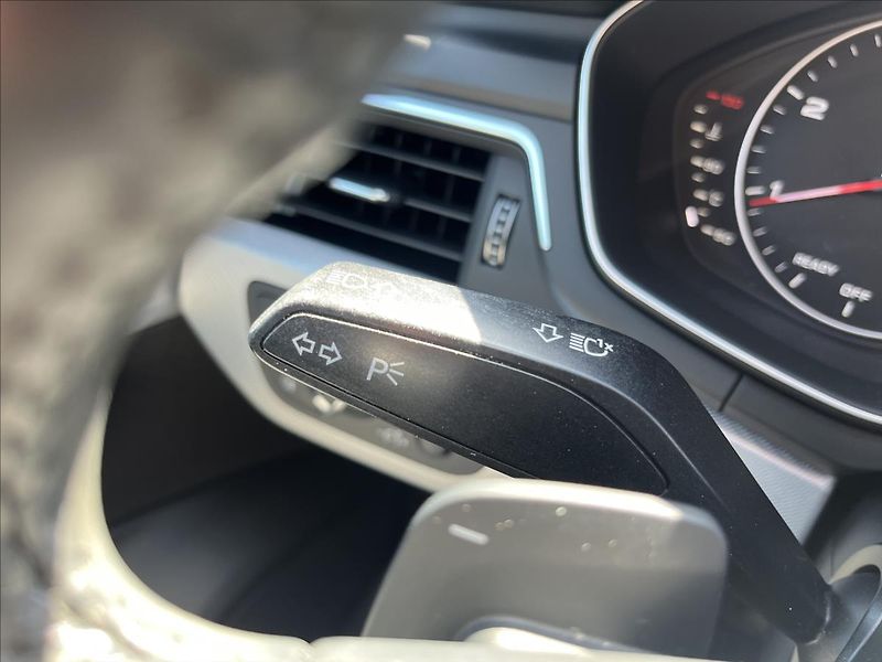 Audi A5 2.0 SPORTBACK 40 TDi 4x4 S-TRO - fotka 35 z 56