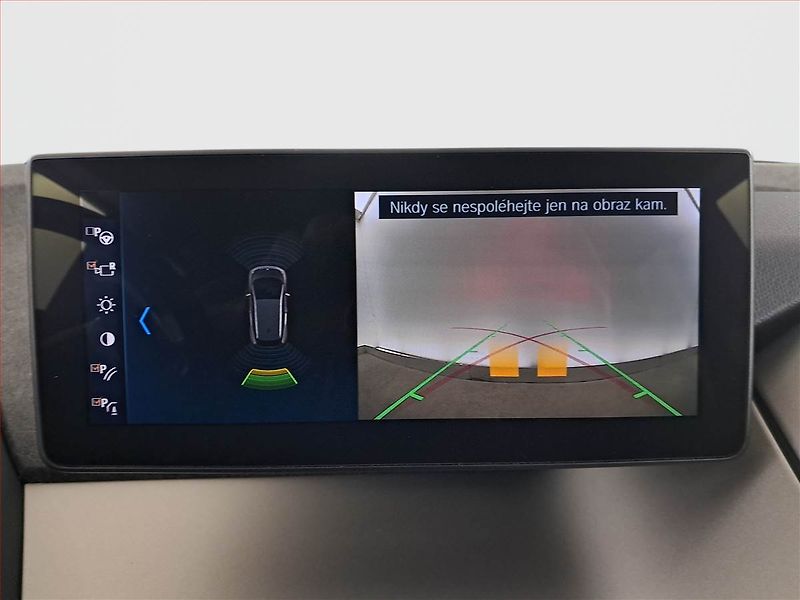 BMW i3 (2019) 120Ah BEV, SoH 82%, Automat - fotka 22 z 22