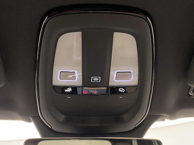 Volvo XC90 (2026) T8 AWD Plug-in DARK PLUS 7m - fotka 41 z 78