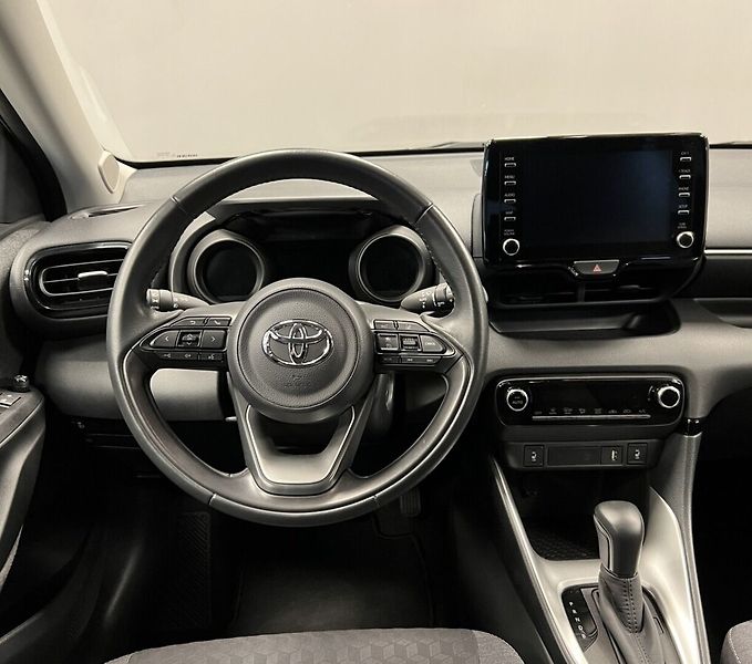 Toyota Yaris 1.5 Hybrid AT COMFORT STYLE TE - fotka 5 z 16