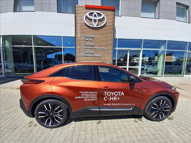 Toyota C-HR Style Dynamic 73 kWh  FWD - fotka 6 z 14
