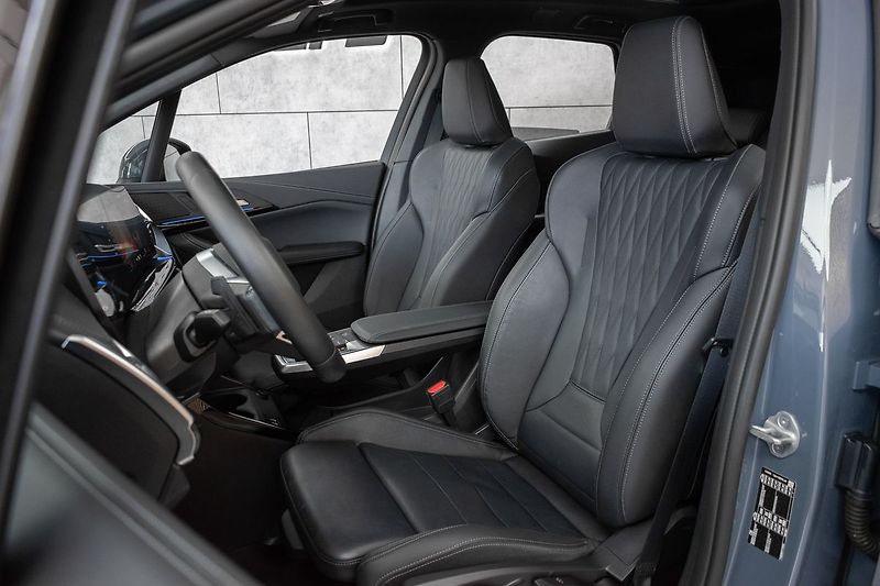 BMW Řada 2 218d ///MSPORT*ZÁRUKA*DPH*ČR 1 - fotka 10 z 49