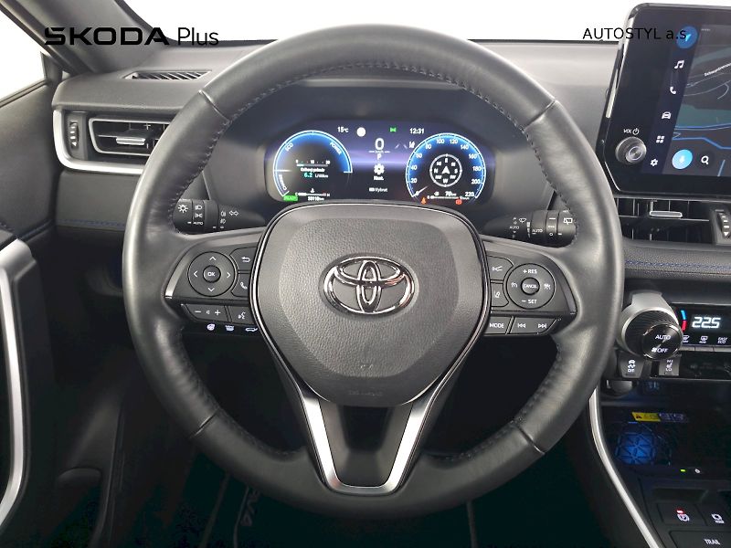 Toyota RAV4 (2025) 2.5HEV 222k 4X4 SELECTION - fotka 5 z 28