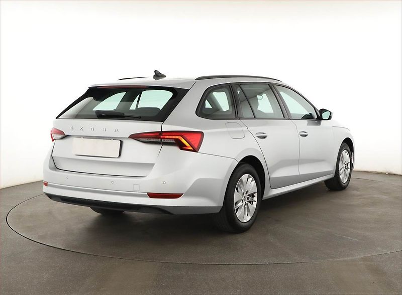Škoda Octavia (2022) Ambition 2.0 TDI, ČR,1.maj - fotka 5 z 15