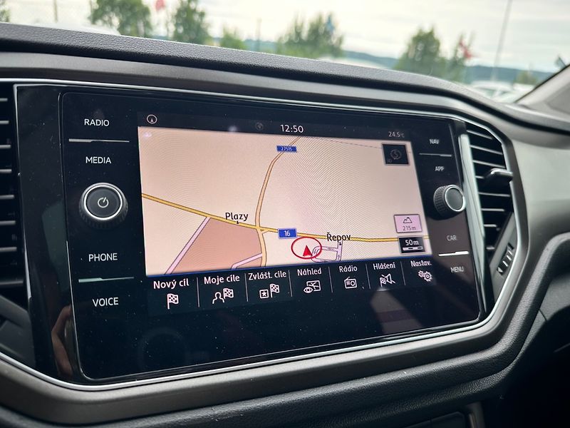 Volkswagen T-Roc (2018) 1.5TSi NAVI, KAMERA. 100%KM - fotka 8 z 18