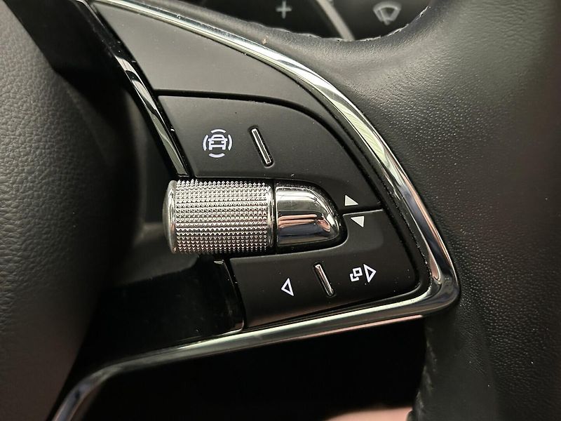 Škoda Karoq 1.5 TSI Style - fotka 16 z 26