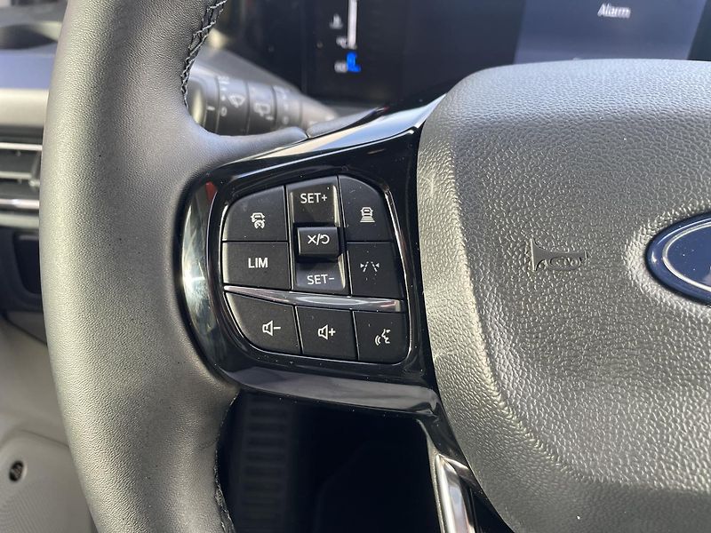 Ford Tourneo Custom Titanium X L2 125 kW AT AWD - fotka 18 z 27