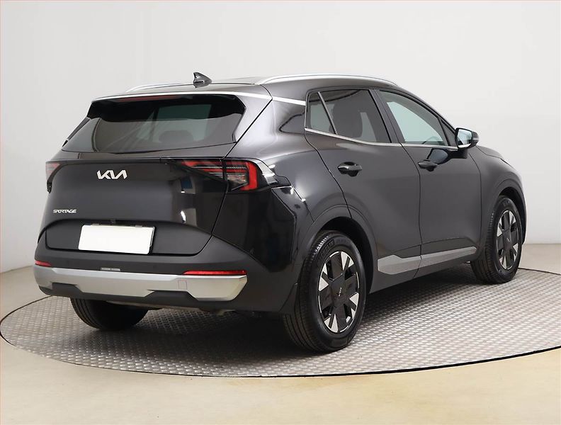 Kia Sportage (2025) 1.6 T-GDI, EXCLUSIVE, AUTOMAT - fotka 5 z 22