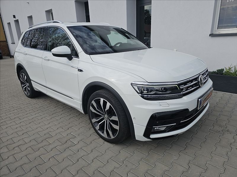 Volkswagen Tiguan Allspace 2,0TDi176KW R-Line Webasto - fotka 4 z 51