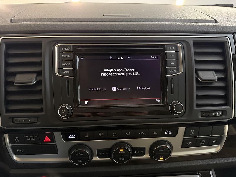 Volkswagen Multivan 2.0 TDI 4Motion Highline - fotka 30 z 43
