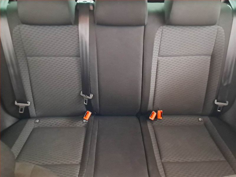 Ford Kuga (2015) 2.0 TDCi, 4X4, Serv.kniha - fotka 8 z 16