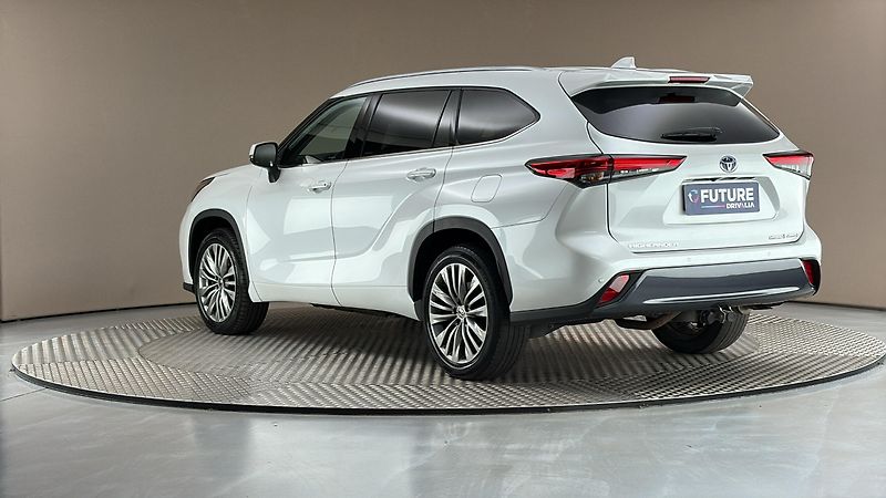Toyota Highlander 2.5 Hybrid AUT 4x4 Prestige - fotka 2 z 33