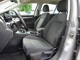 Volkswagen Golf (2021) 1,0TSi /81kW Life - náhled 23