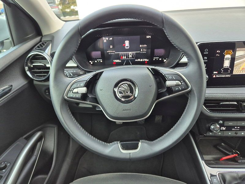 Škoda Fabia (2024) Top Selection 1.0 TSI 85 kW 6° - fotka 21 z 32