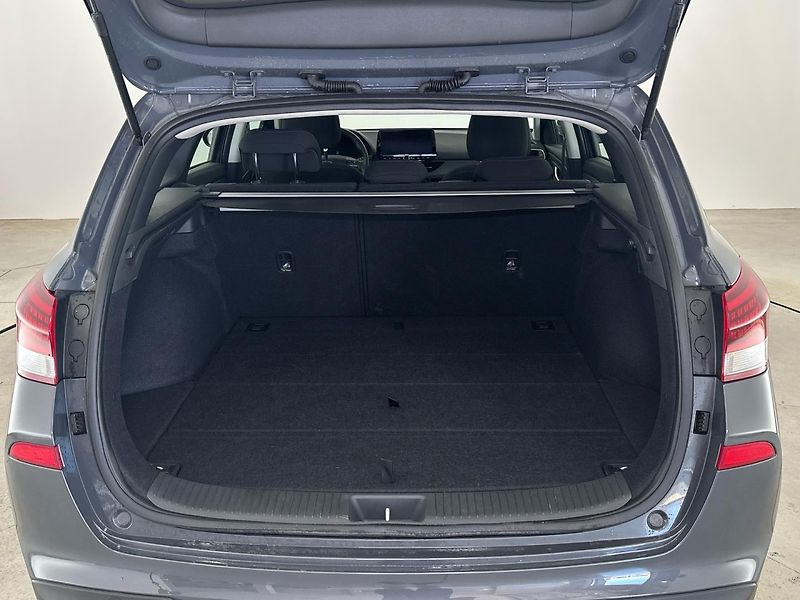 Hyundai i30 Smart DCT - fotka 10 z 27