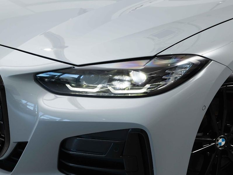 BMW Řada 4 M440i xDrive Coupé - fotka 8 z 22