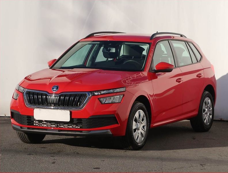 Škoda Kamiq (2020) Ambition Plus 1.0 TSI, ČR - fotka 2 z 19