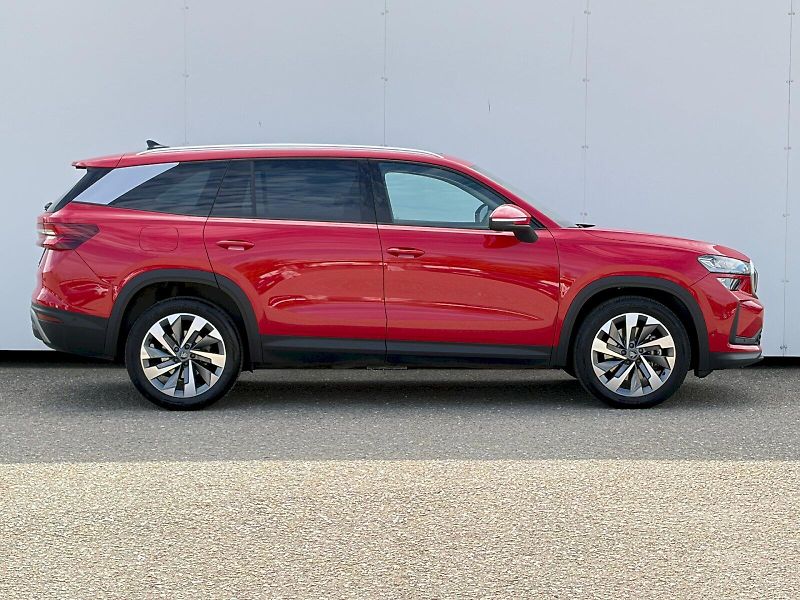 Škoda Kodiaq (2025) DSG 1.5 TSI / iV / 150kW / EXC - fotka 8 z 35