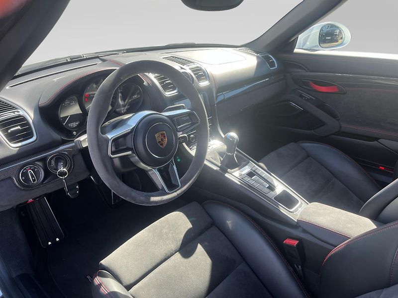 Porsche Cayman Spyder - fotka 15 z 25