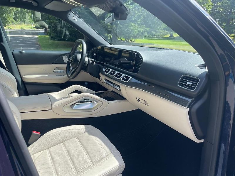 Mercedes-Benz GLE (2021) - fotka 7 z 8