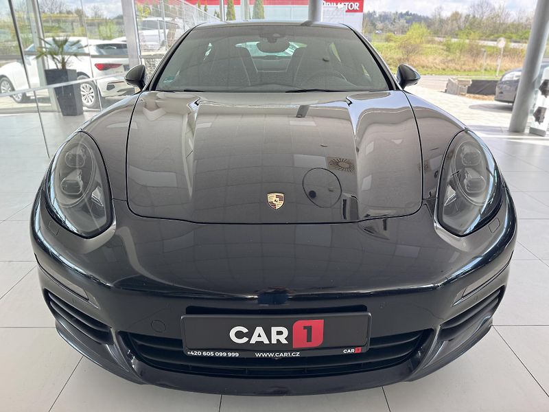 Porsche Panamera Diesel*221kW*Chrono*Webasto - fotka 3 z 33