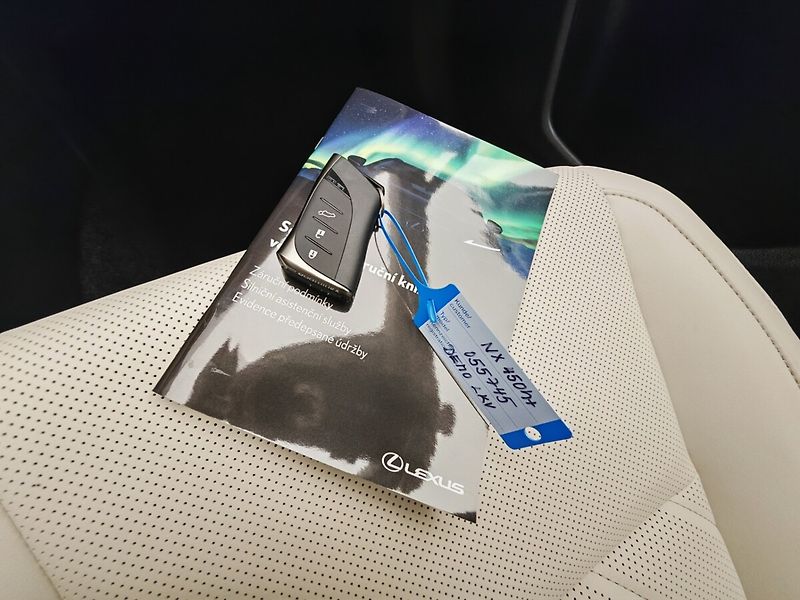Lexus NX 450h plus 450h+ PRESTIGE - fotka 45 z 46