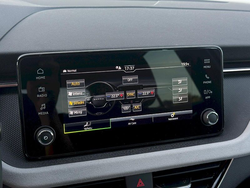 Škoda Scala (2025) 1.0 TSI 85 kW DSG TopSelection - fotka 17 z 23