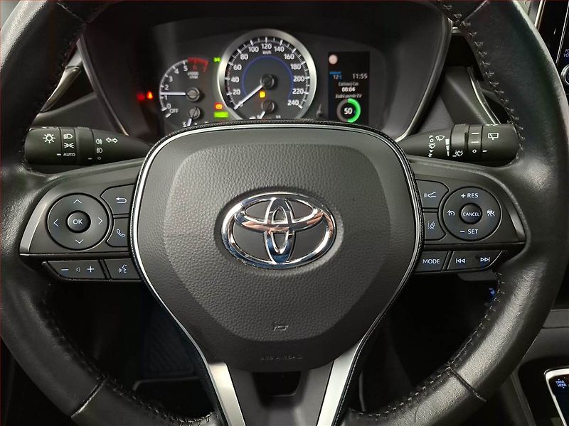 Toyota Corolla (2021) 1.8 Hybrid - fotka 18 z 22