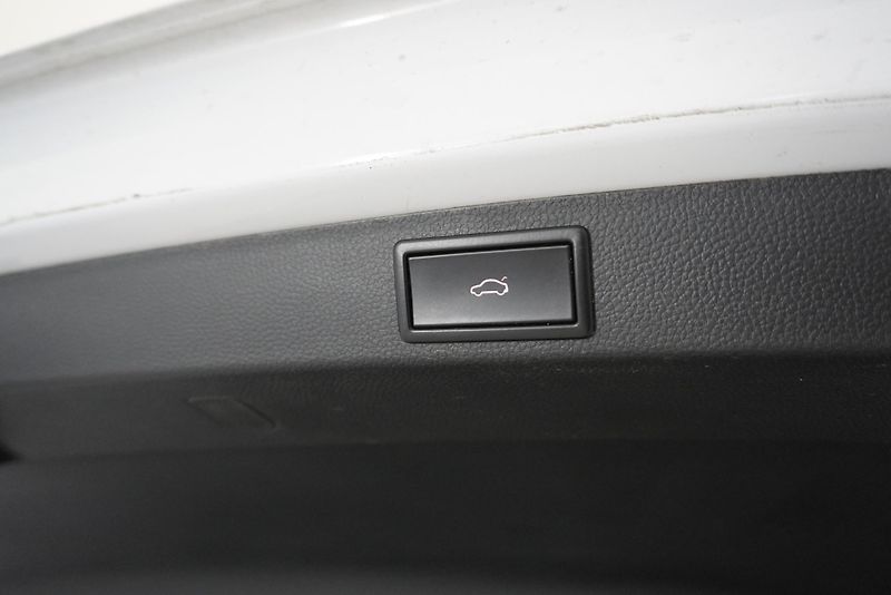 Škoda Karoq (2018) 1.5i 110 kW STYLE AUTOMAT - fotka 28 z 37