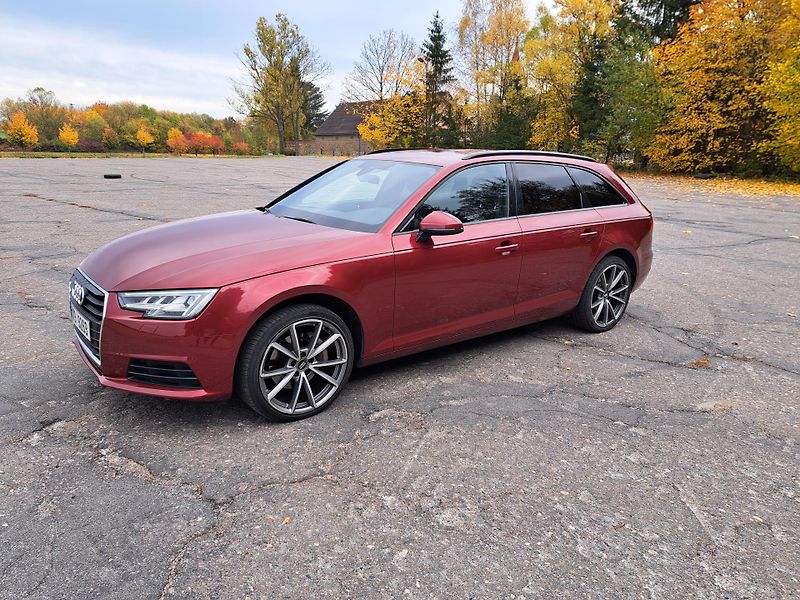 Audi A4 Avant (2016) Audi A4 2.0 TDI 140 KW - fotka 3 z 20