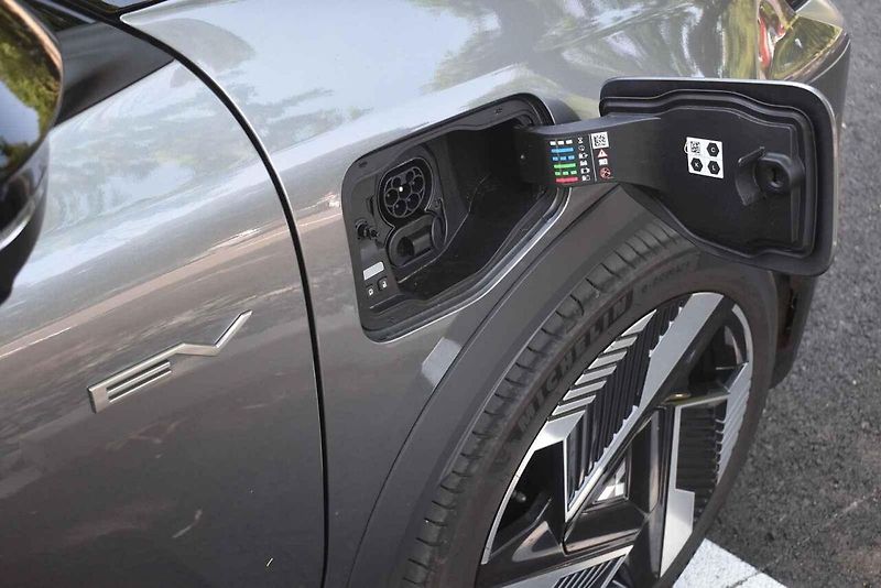 Mitsubishi Eclipse Cross BEV je vydařený elektromobil.