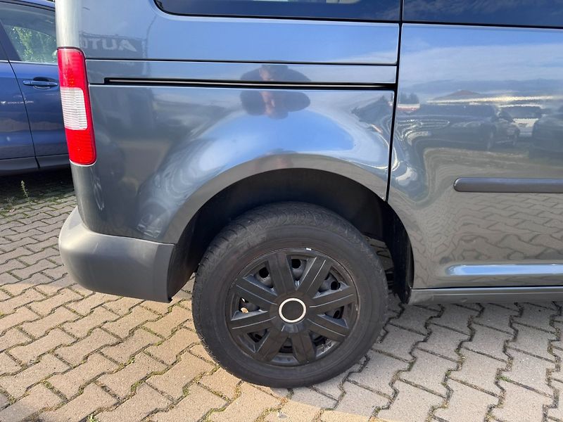 Volkswagen Caddy (2009) 1,9 TDI 77 KW 2X ŠOUPAČKY STK - fotka 15 z 45