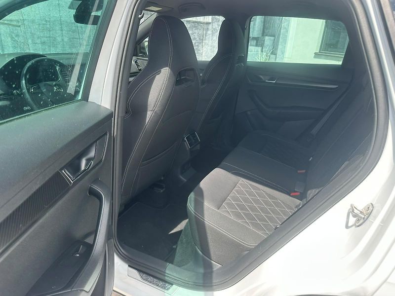 Škoda Karoq (2019) 1.6TDi, 85KW, SPORTLINE - fotka 13 z 30