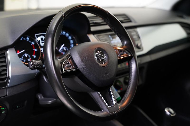 Škoda Fabia - fotka 14 z 25