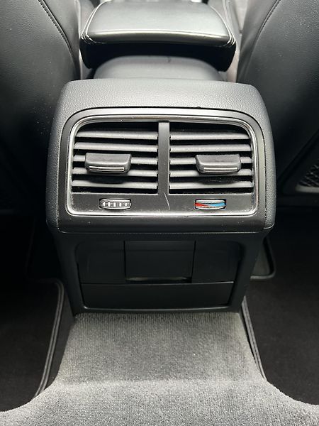 Audi A4 3.0TDI 180kW Quattro S-LINE  - fotka 25 z 27