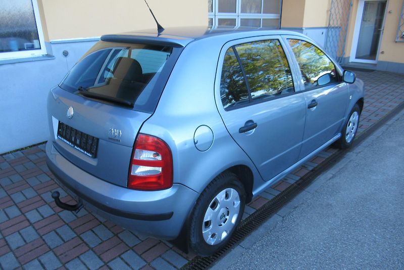 Škoda Fabia 1.4i 16V KLIMA TAŽNÉ - fotka 2 z 26
