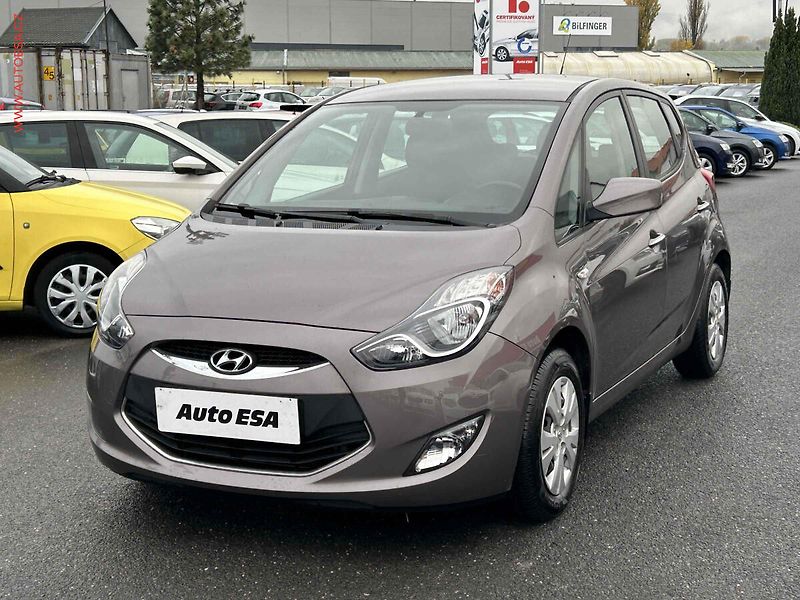 Hyundai ix20 (2015) 1.4 CVVT, 2.maj,ČR, AC, temp - fotka 3 z 17